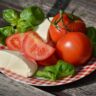 Tamatar Khane Ke Fayde (Benefits Of Eating TOMATO)